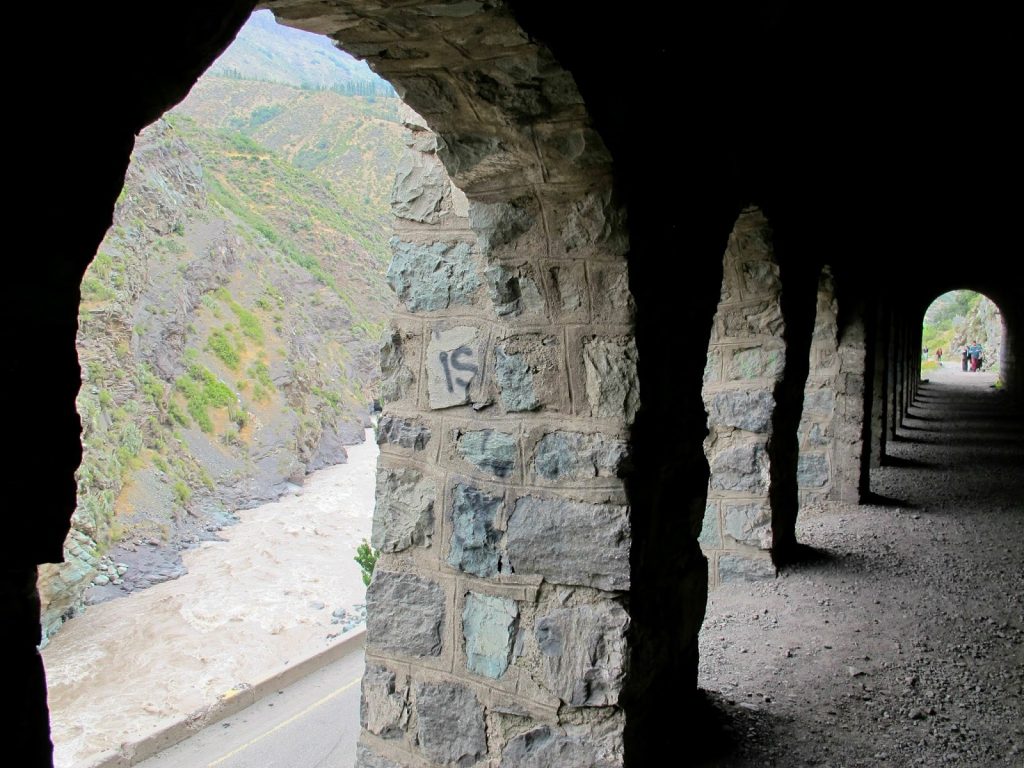 Tunel Tinoco Cajon del Maipo